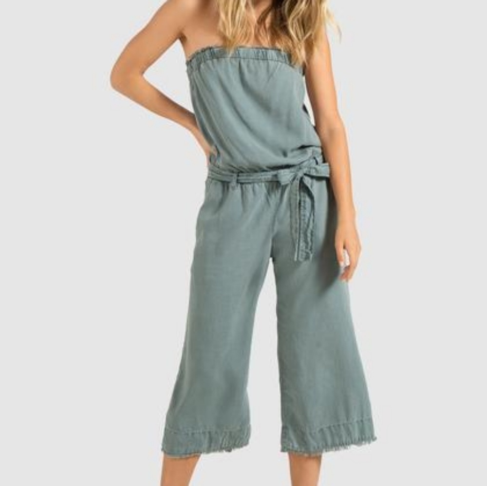 *NEW* Bella Dahl Frayed Strapless Jumper